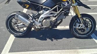 Aprilia Dorsoduro 750 (2009 - 14) usata
