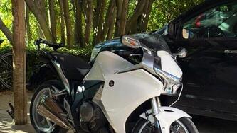 Honda VFR 1200 F ABS (2009 - 16) usata