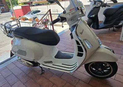 Vespa GTS 300 Super (2023 - 24) - Annuncio 9793231