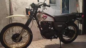 Yamaha   (2)