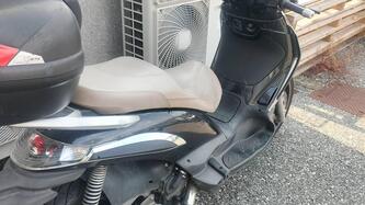 Piaggio Beverly Tourer 400 (2008 - 11) usata