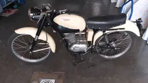 Laverda   (8)