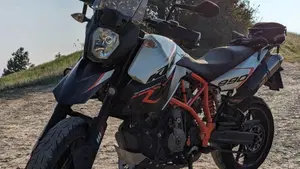 KTM 990 Supermoto R (2009 - 11)  (3)