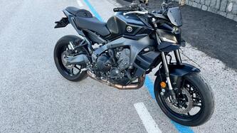 Yamaha MT-09 Y-AMT (2024 - 25) usata