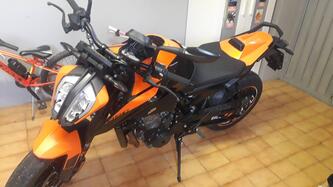 KTM 890 Duke (2021 - 23) usata