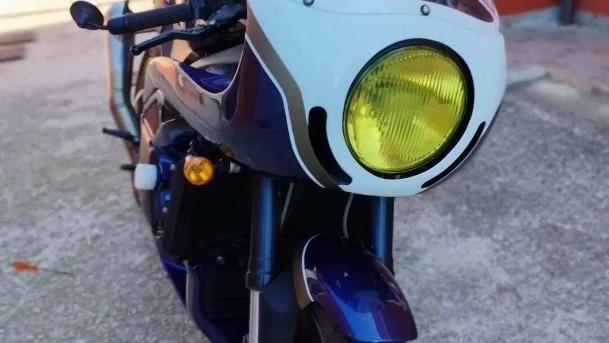 Aprilia   (7)