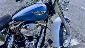 Harley-Davidson 1450 Deluxe (2005 - 06) - FLSTNI 