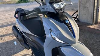 Piaggio Beverly 400 S (2025) usata
