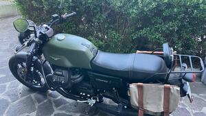 Moto Guzzi V7 III Stone (2017 - 20) 