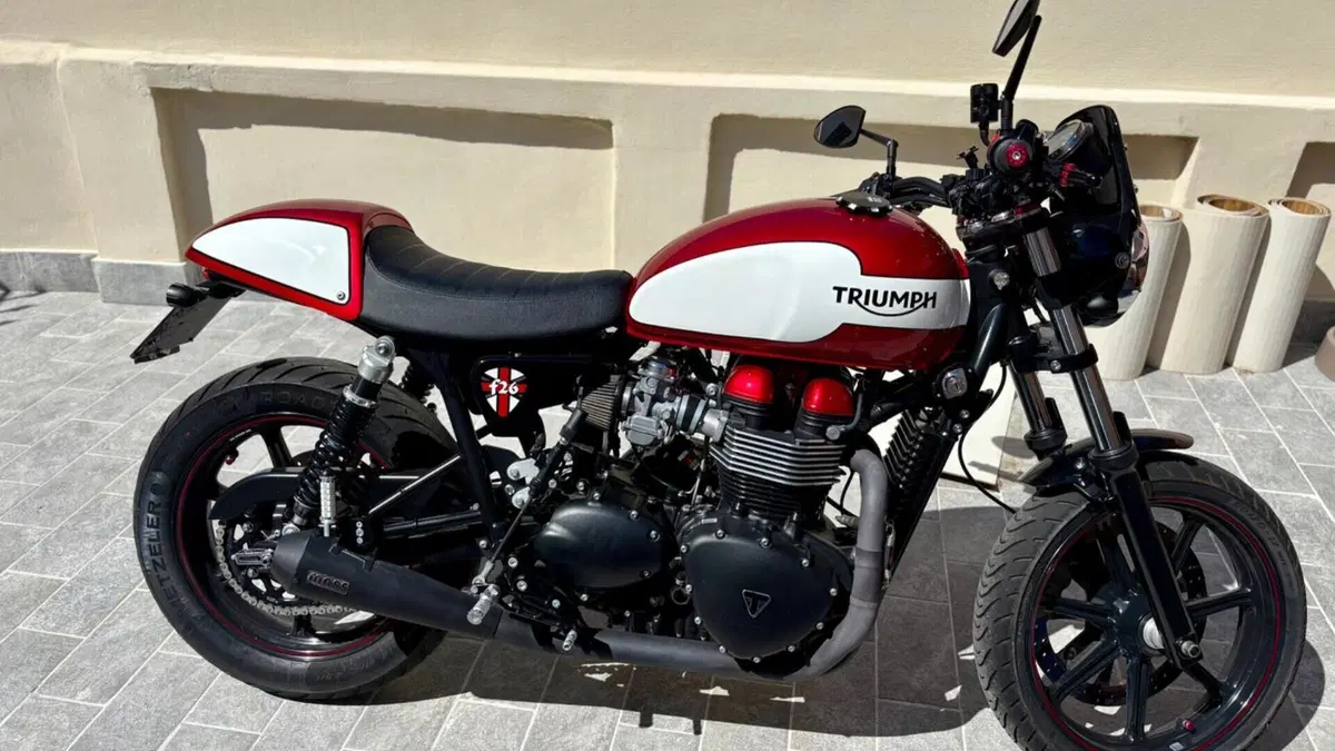 Triumph Bonneville (2007 - 16) 