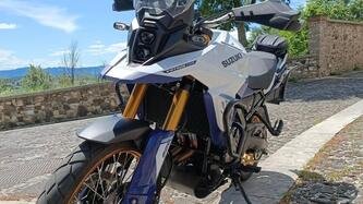 Suzuki V-Strom 800DE (2023 - 24) usata