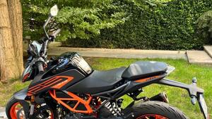 KTM 125 Duke (2021 - 23) 