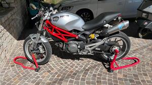 Ducati Monster 1100 S (2009-10) 