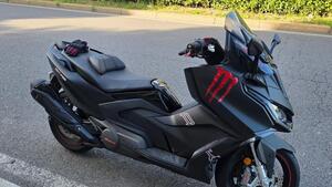 Kymco AK 550 Premium (2023 - 25) 