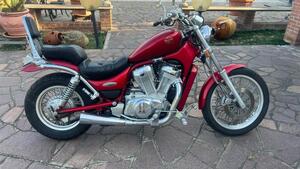 Suzuki VS 600 GLF Dep (1997 - 98) 