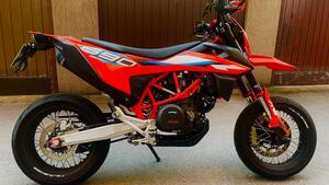 KTM 690 SMC R (2023 - 25) 