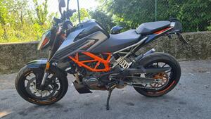 KTM 125 Duke (2021 - 23) 