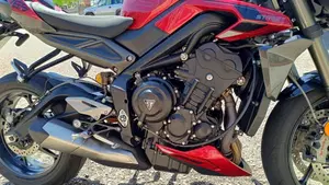 Triumph Street Triple RS (2020 - 22)  (15)