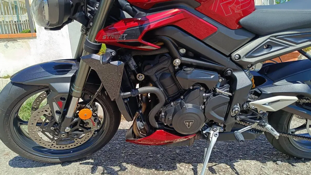 Triumph Street Triple RS (2020 - 22)  (16)