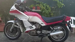 Yamaha   (2)