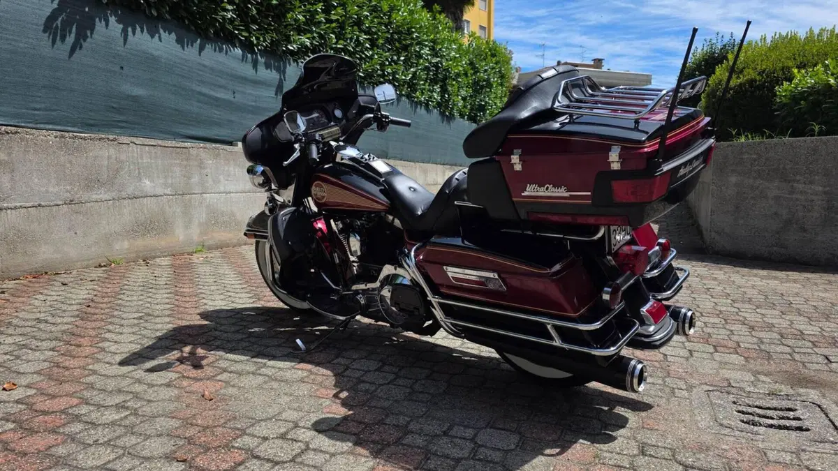 Harley-Davidson 1340 Electra Glide Ultra Classic (1994 - 98) - FLHTCU  (7)