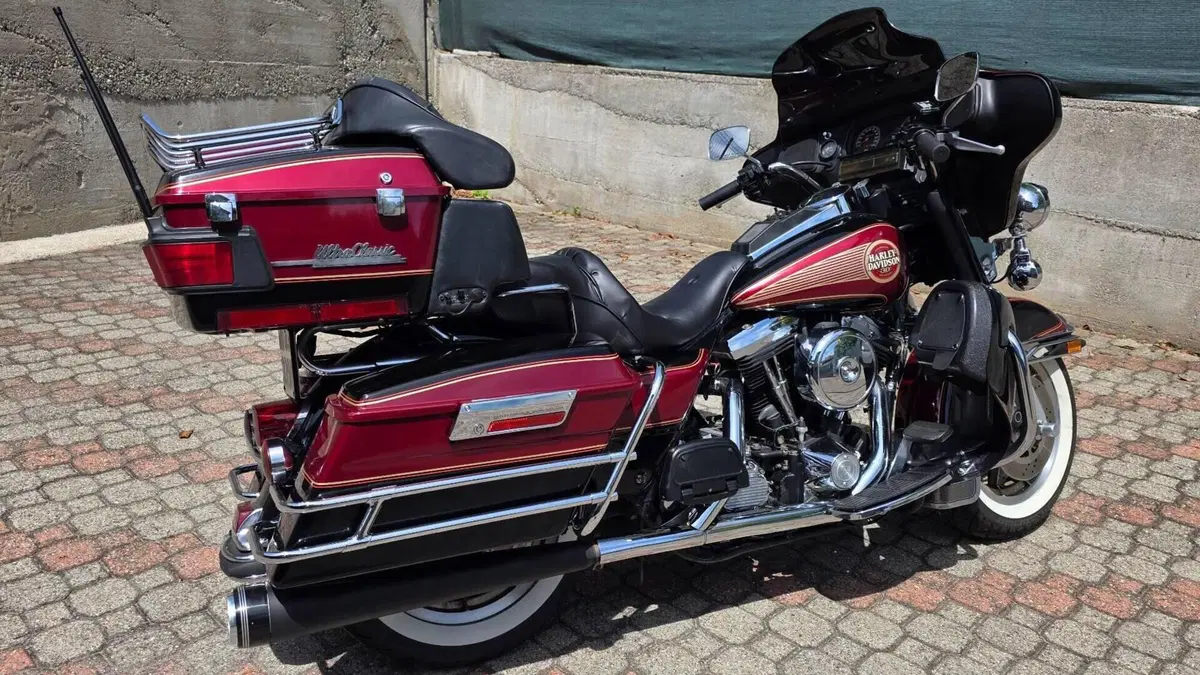 Harley-Davidson 1340 Electra Glide Ultra Classic (1994 - 98) - FLHTCU  (3)