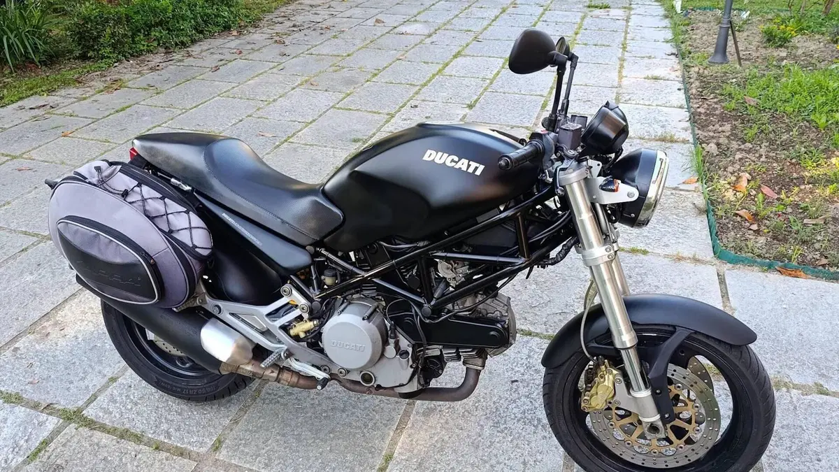 Ducati Monster 620 I.E. Dark (2002) 