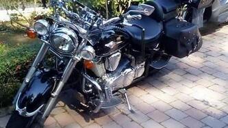 Kawasaki Vulcan VN 900 Classic (2006 - 10) usata