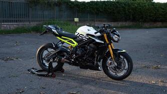 Triumph Street Triple 765 Moto2 Edition (2023 - 24) usata