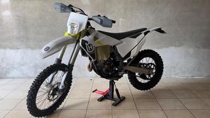 Husqvarna FE 250 (2022) 