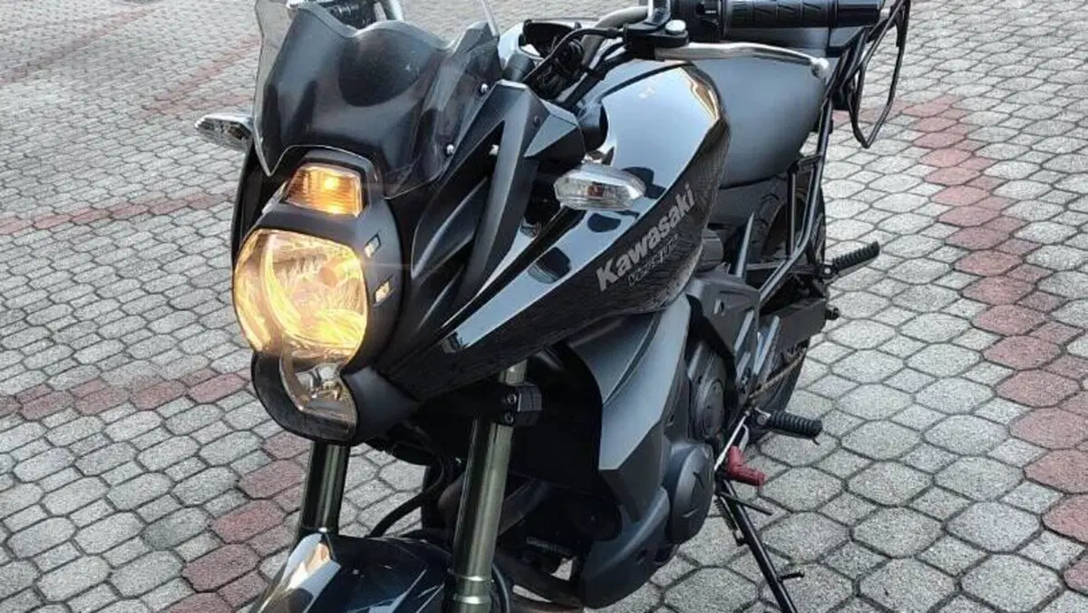 Kawasaki Versys 650 (2010 - 13)  (2)