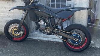 Husqvarna SM 125 (2007) usata