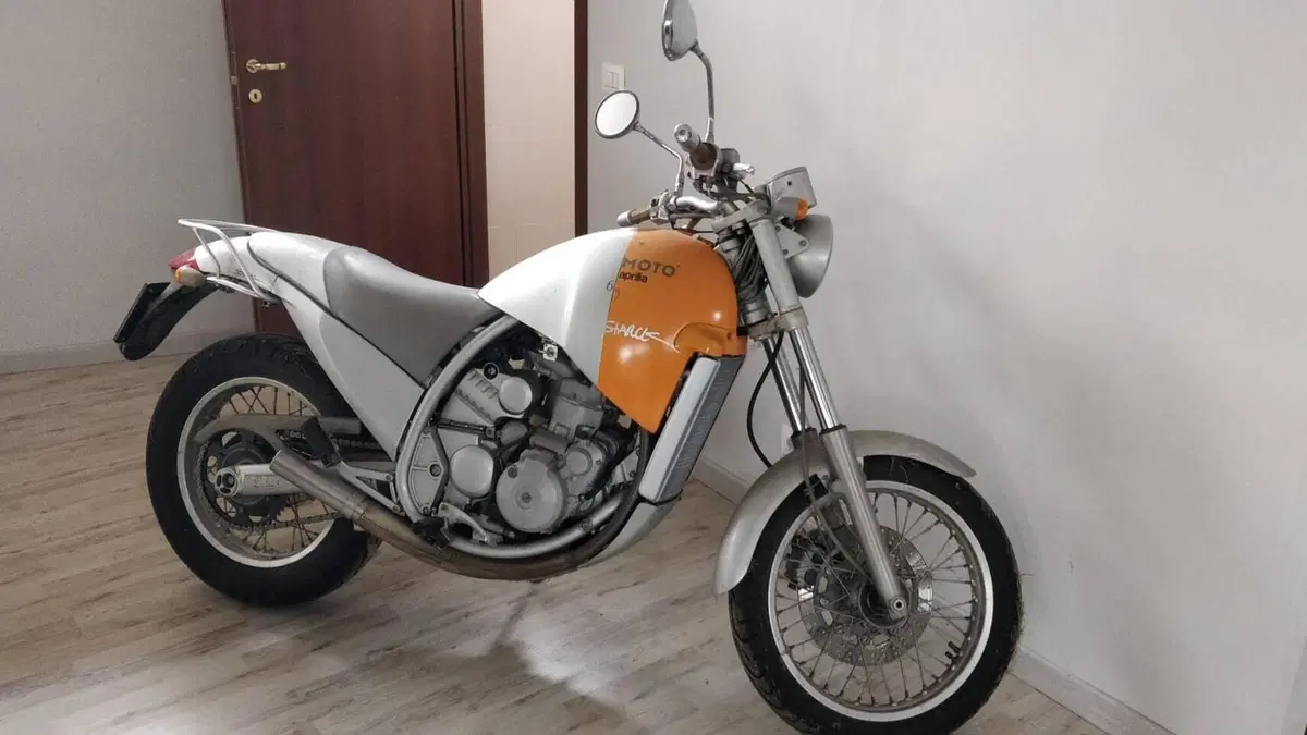 Aprilia   (2)