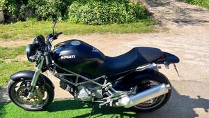 Ducati Monster 620 Dark (2003 - 06) 