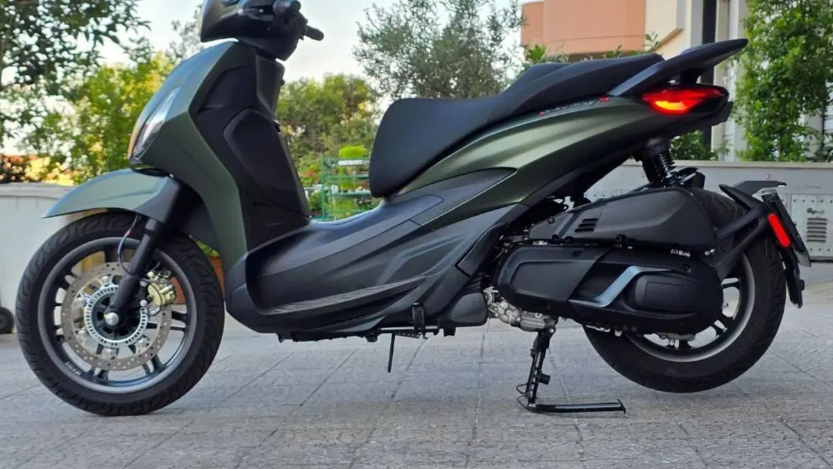 Piaggio Beverly 400 S ABS-ASR (2021 - 24)  (3)