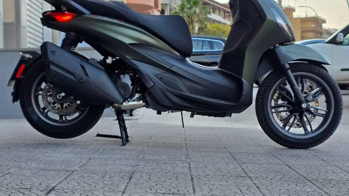 Piaggio Beverly 400 S ABS-ASR (2021 - 24)  (5)