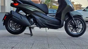 Piaggio Beverly 400 S ABS-ASR (2021 - 24)  (5)