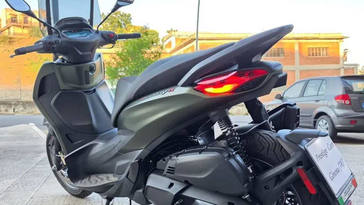 Piaggio Beverly 400 S ABS-ASR (2021 - 24)  (7)