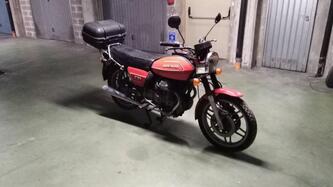 Moto Guzzi V35 epoca