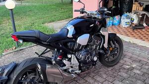 Honda CB 1000 R + Neo Sport Cafè (2019 - 20) 
