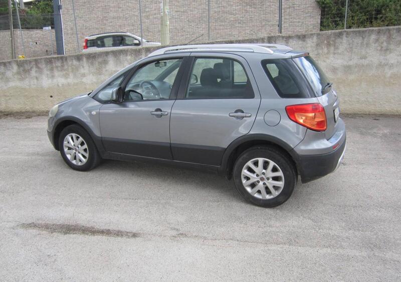 Fiat Sedici 2.0 MJT 16V DPF 4x4 Emotion