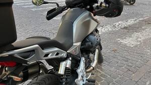 Moto Guzzi V85 Strada (2024 - 25) 