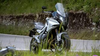 CFMOTO 700MT (2024 - 25) usata