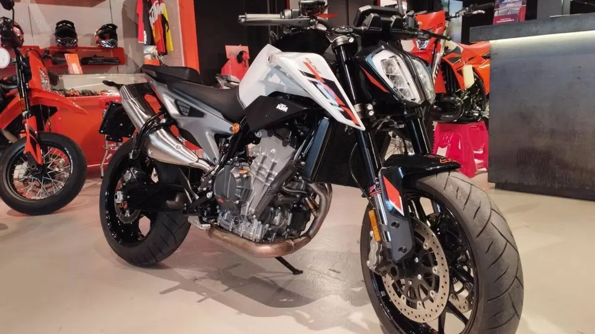 KTM 790 Duke (2025 - 26)  (2)