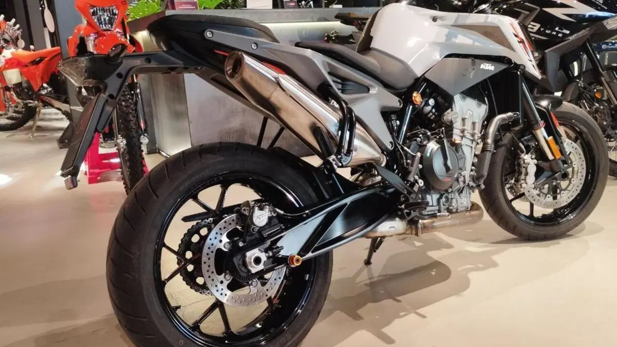 KTM 790 Duke (2025 - 26)  (4)