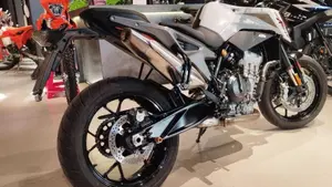 KTM 790 Duke (2025 - 26)  (4)