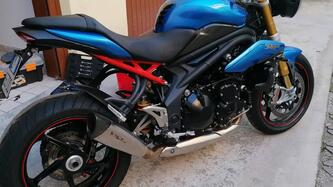Triumph Speed Triple 1050 R ABS (2011 - 15)