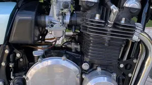 Kawasaki   (8)