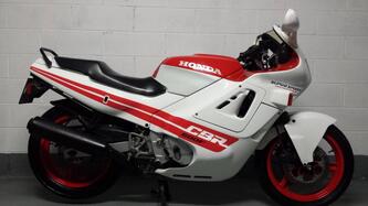Honda CBR 600 F epoca