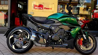 Ducati Diavel for Bentley (2024) usata